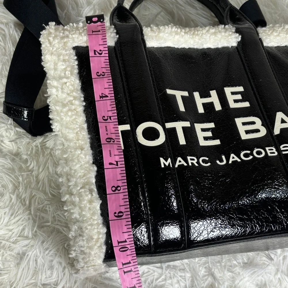 Marc Jacobs Crinkled Leather Faux Shearling Medium The Tote Bag